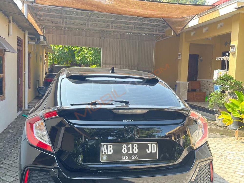 Mobil Honda Civic Hatchback 2019