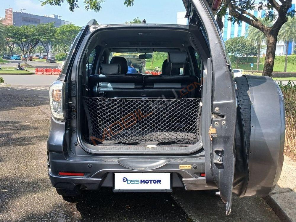 Mobil Toyota Rush 2016