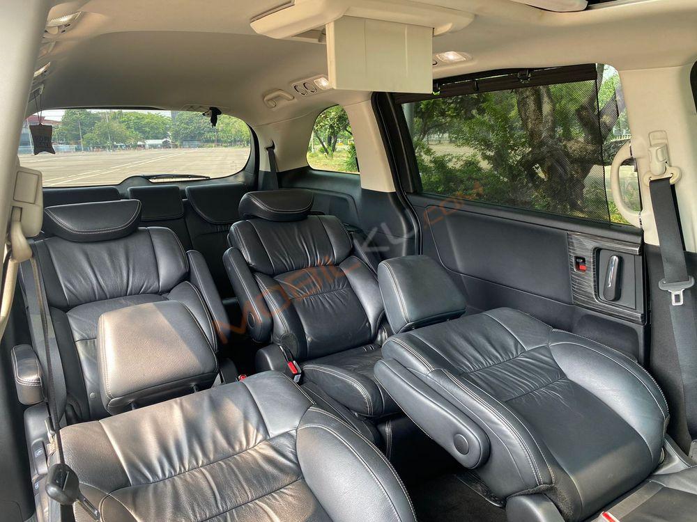 Mobil Honda Odyssey 2016