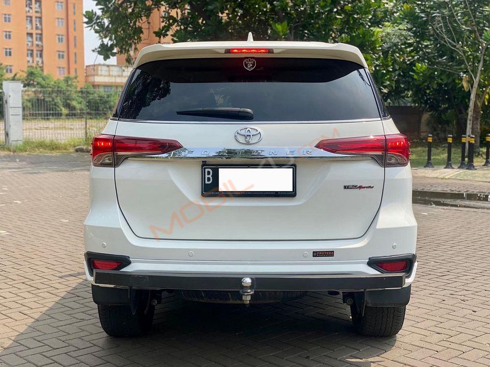 Mobil Toyota Fortuner 2019
