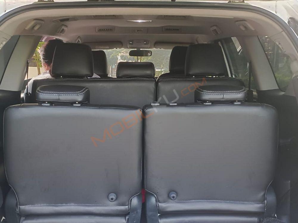 Mobil Toyota Kijang Innova 2016