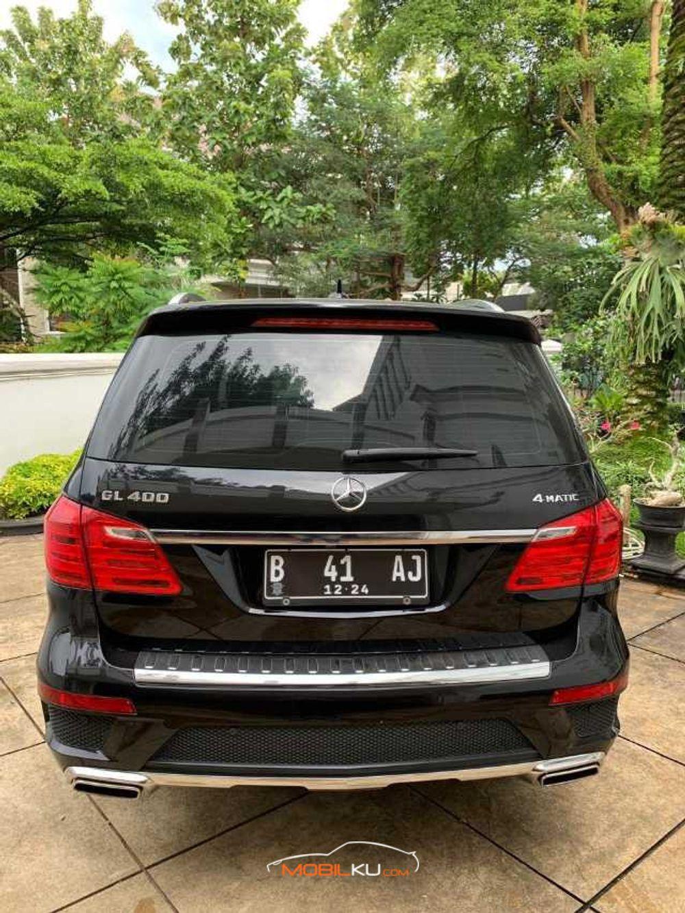 Mobil Mercedes-Benz GL 2014