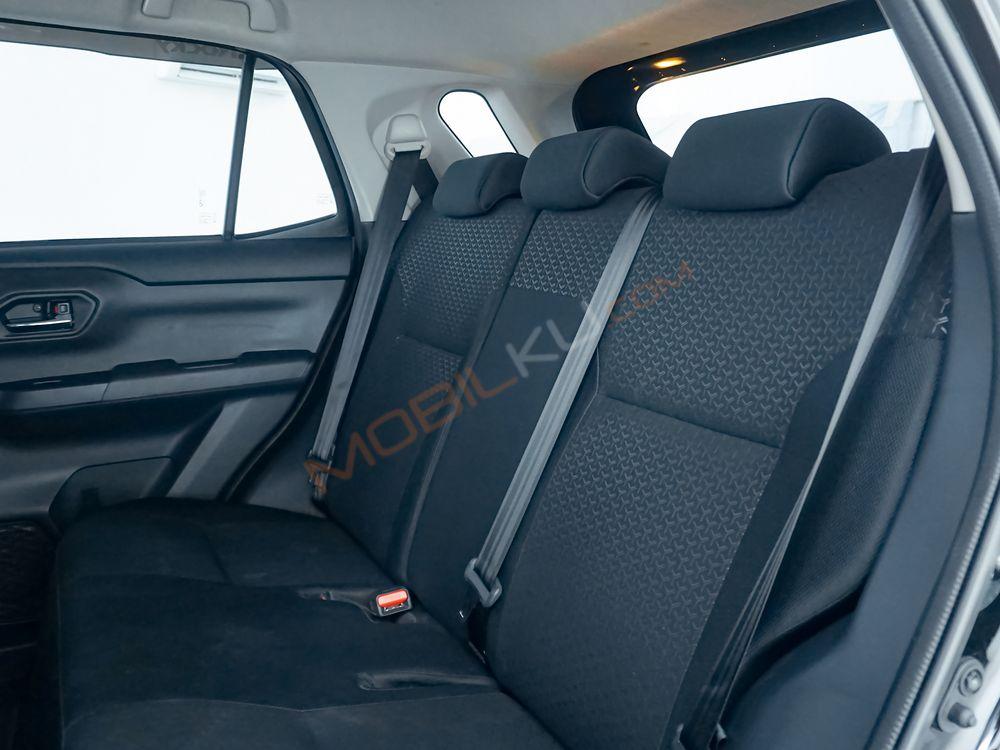 Mobil Daihatsu Rocky 2023