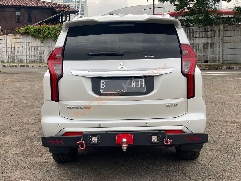 Mobil Mitsubishi Pajero Sport 2022