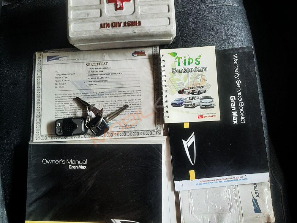 Mobil Daihatsu Gran Max 2014