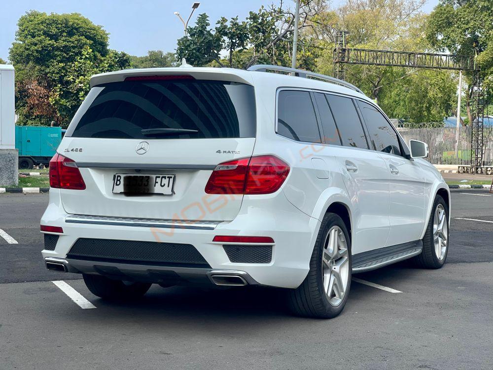 Mobil Mercedes-Benz GL 2014