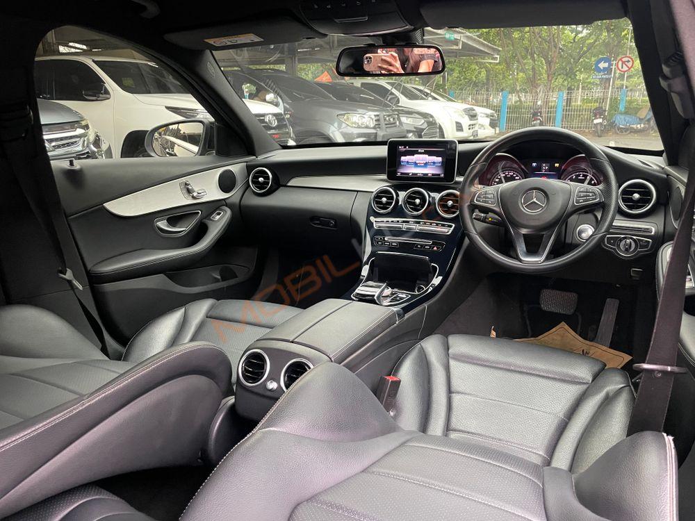 Mobil Mercedes-Benz C-Class 2018