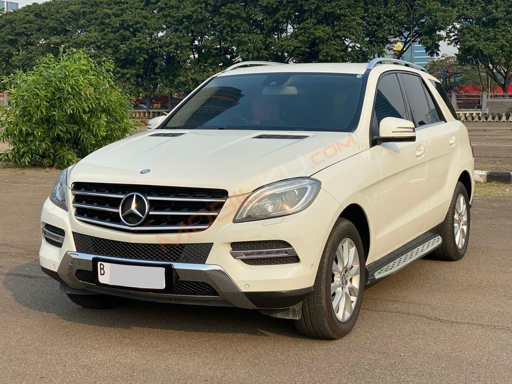 Mobil Mercedes-Benz ML 2013