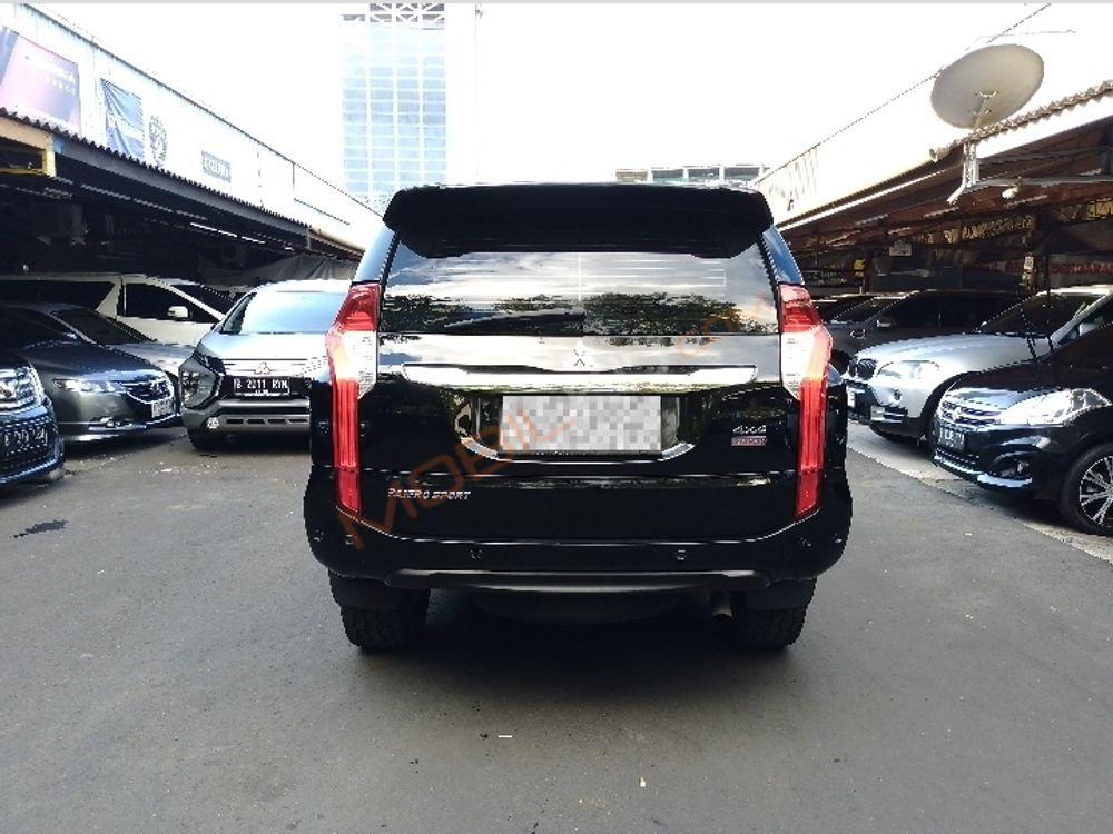 Mobil Mitsubishi Pajero Sport 2017