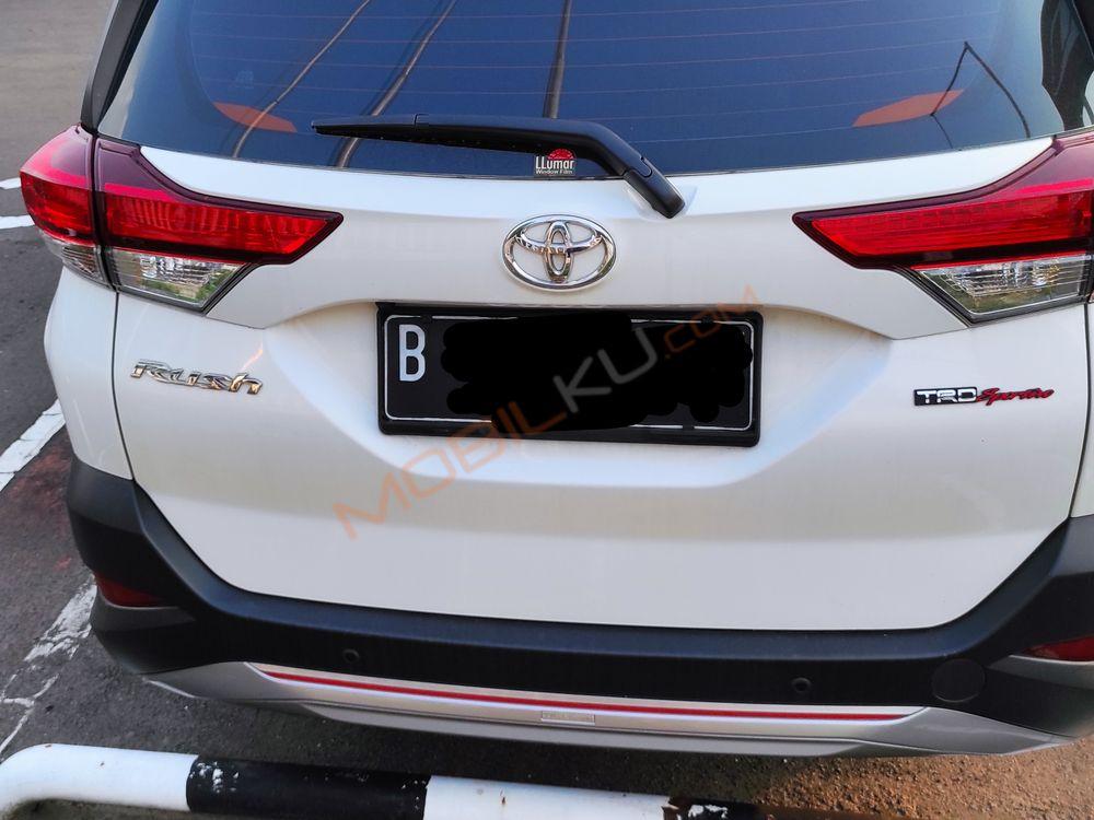 Mobil Toyota Rush 2018