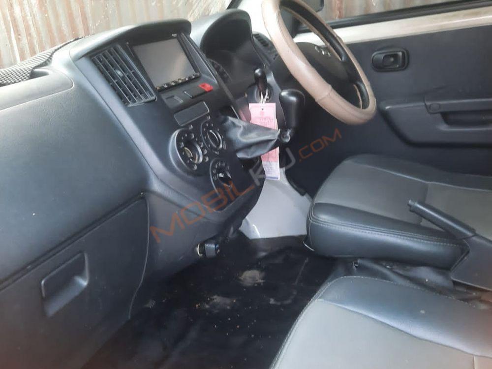 Mobil Daihatsu Gran Max 2016