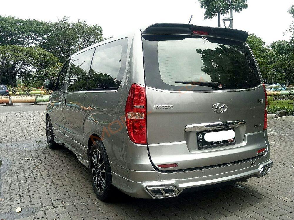 Mobil Hyundai H-1 2018