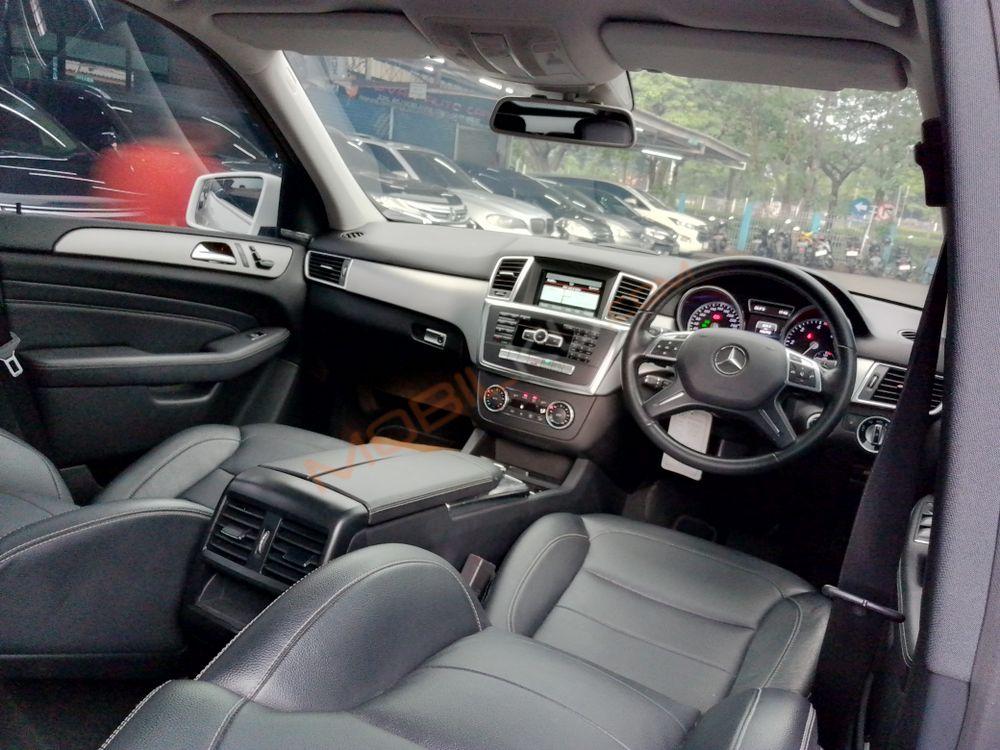 Mobil Mercedes-Benz ML 2014