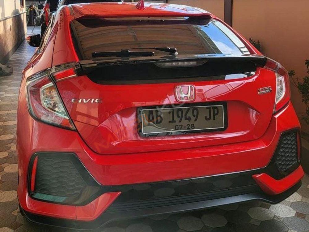 Mobil Honda Civic Hatchback 2018