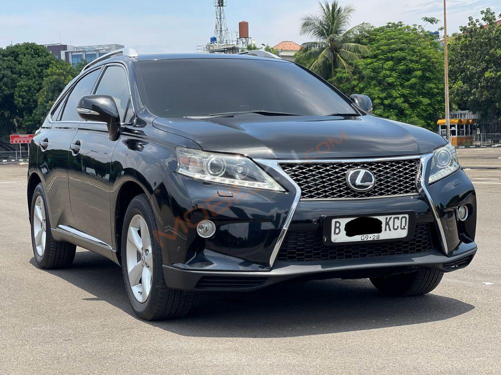 Mobil Lexus RX 2013