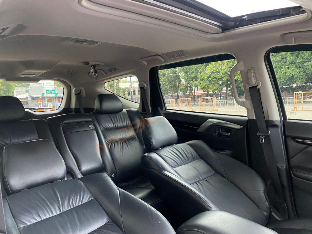 Mobil Mitsubishi Pajero Sport 2022