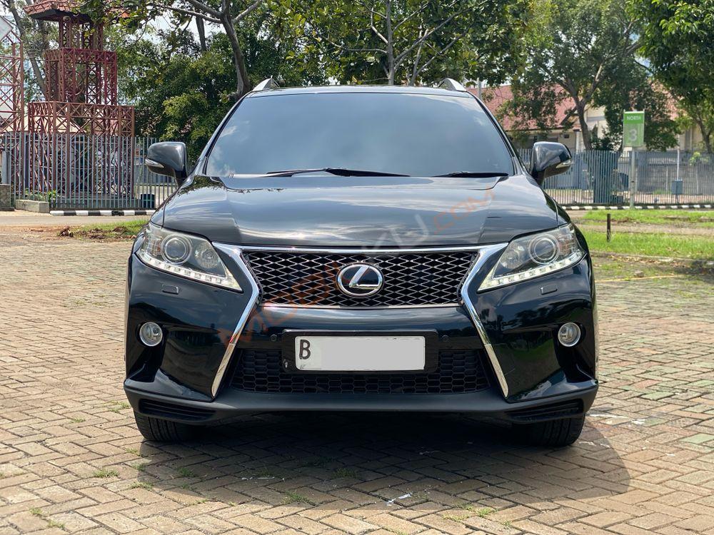 Mobil Lexus RX 2013
