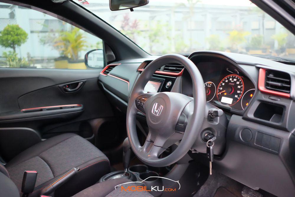 Mobil Honda Brio 2019