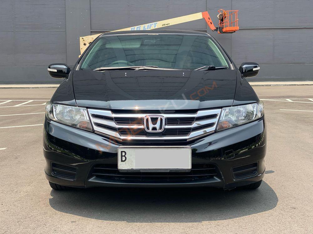 Mobil Honda City Sedan 2012
