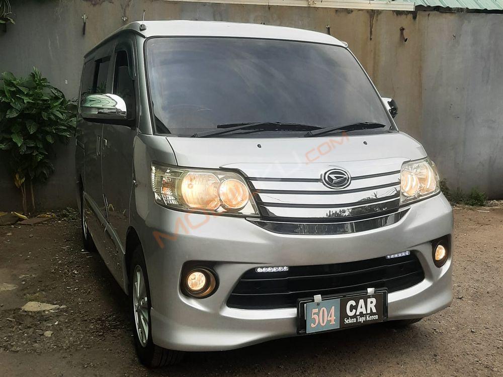 Mobil Daihatsu Luxio 2016