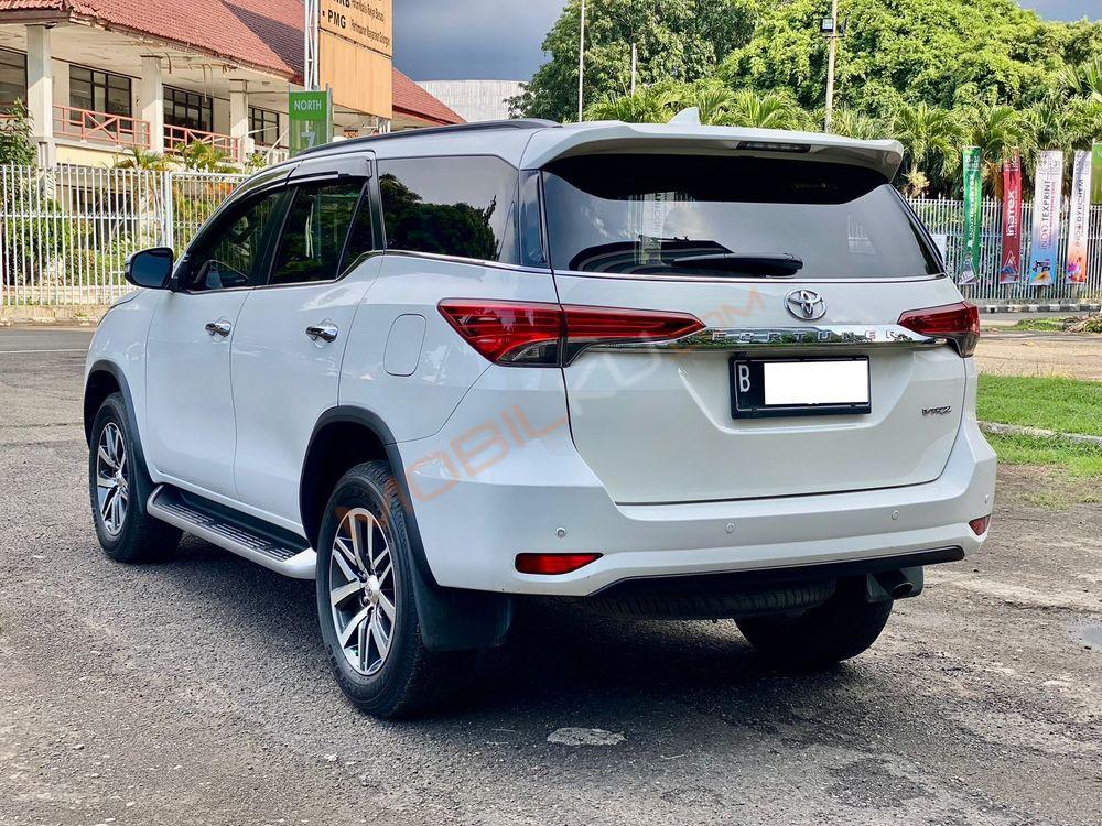 Mobil Toyota Fortuner 2016