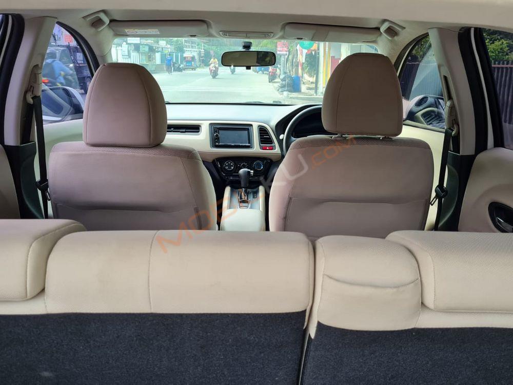 Mobil Honda HR-V 2015