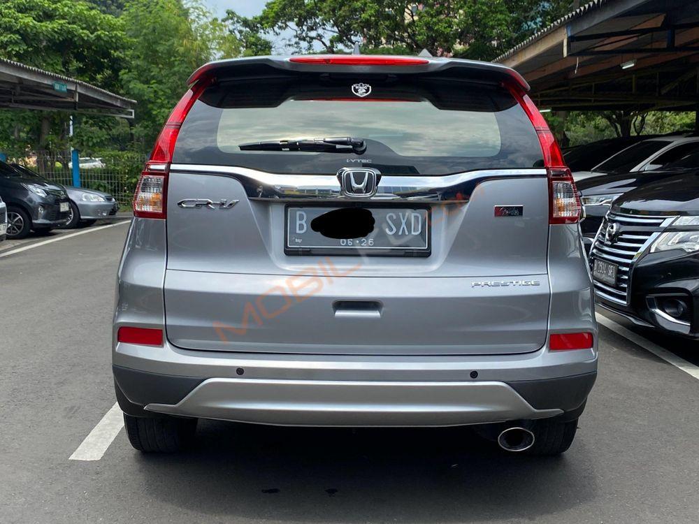 Mobil Honda CR-V 2016