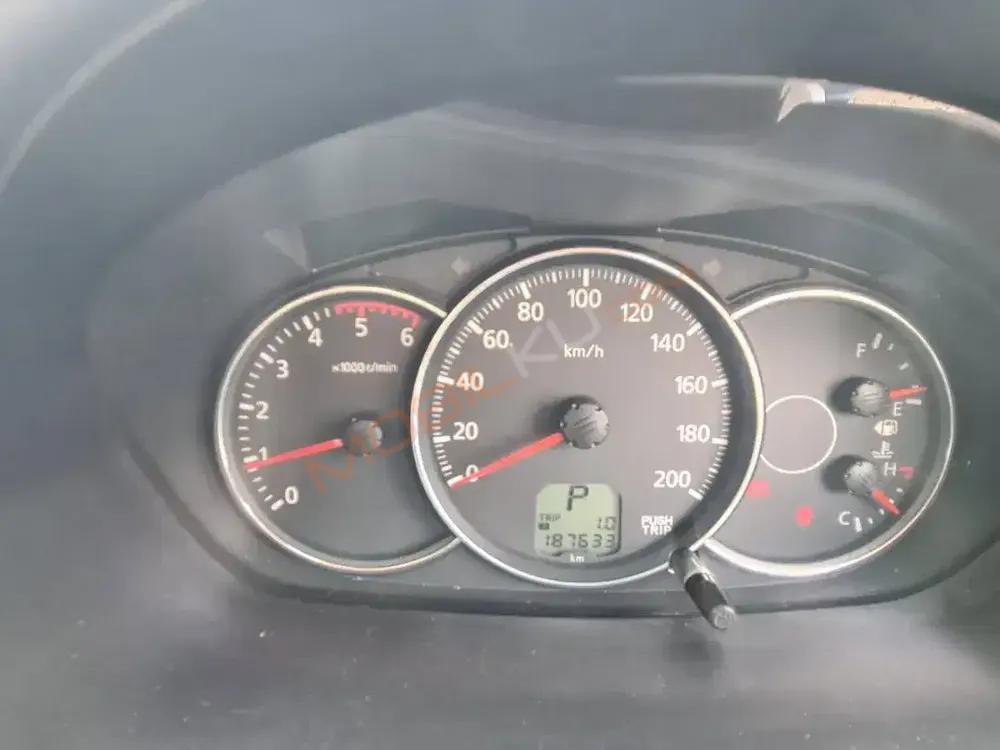 Mobil Mitsubishi Pajero Sport 2013