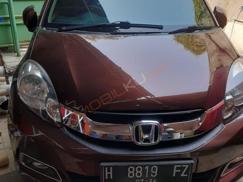 Mobil Honda Mobilio 2016