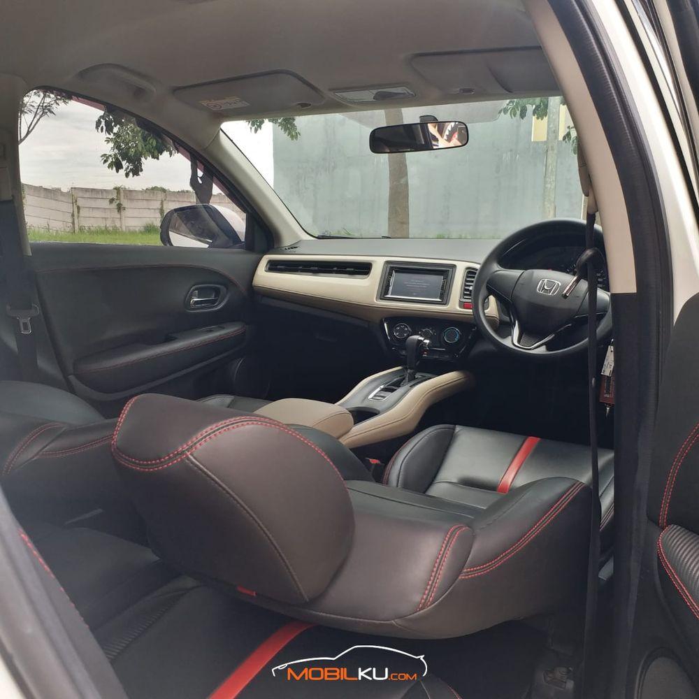 Mobil Honda HR-V 2018