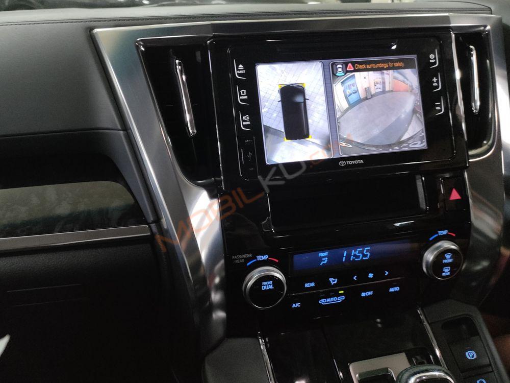 Mobil Toyota Vellfire 2019