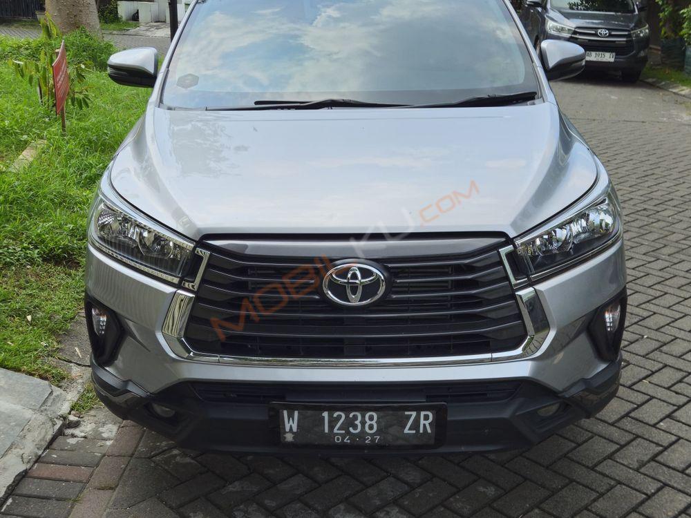 Mobil Toyota Kijang Innova 2022