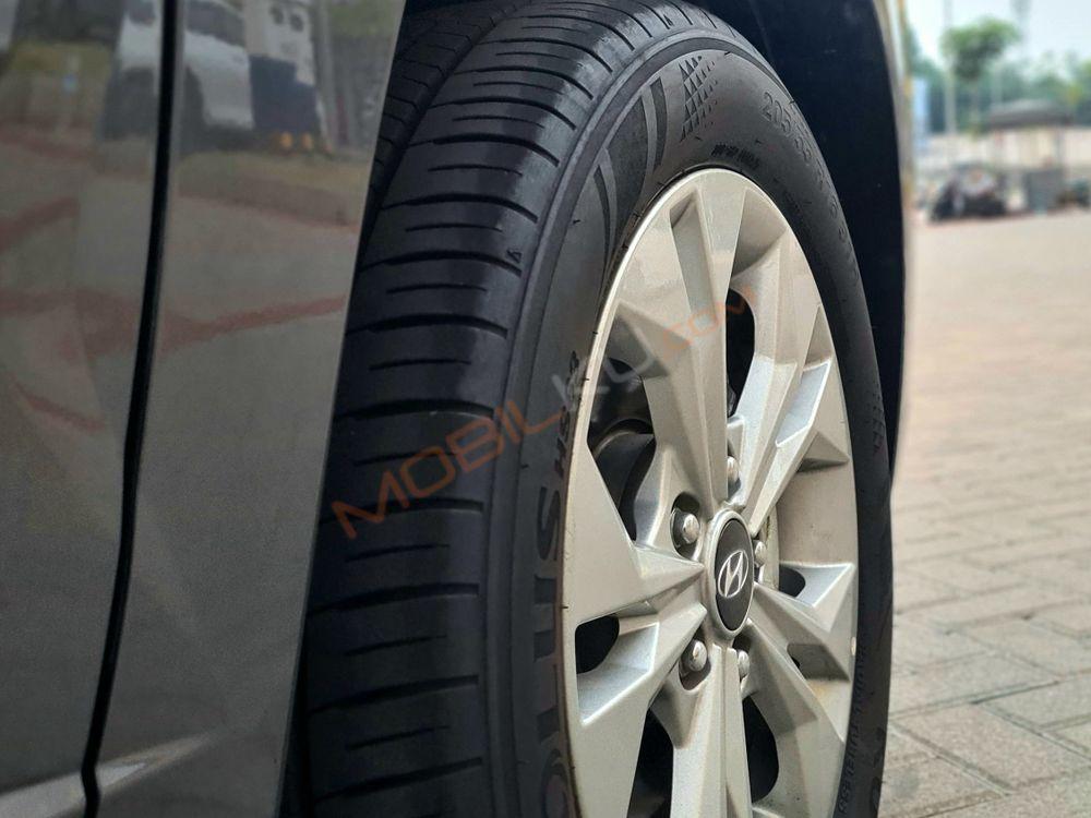 Mobil Hyundai Stargazer 2023