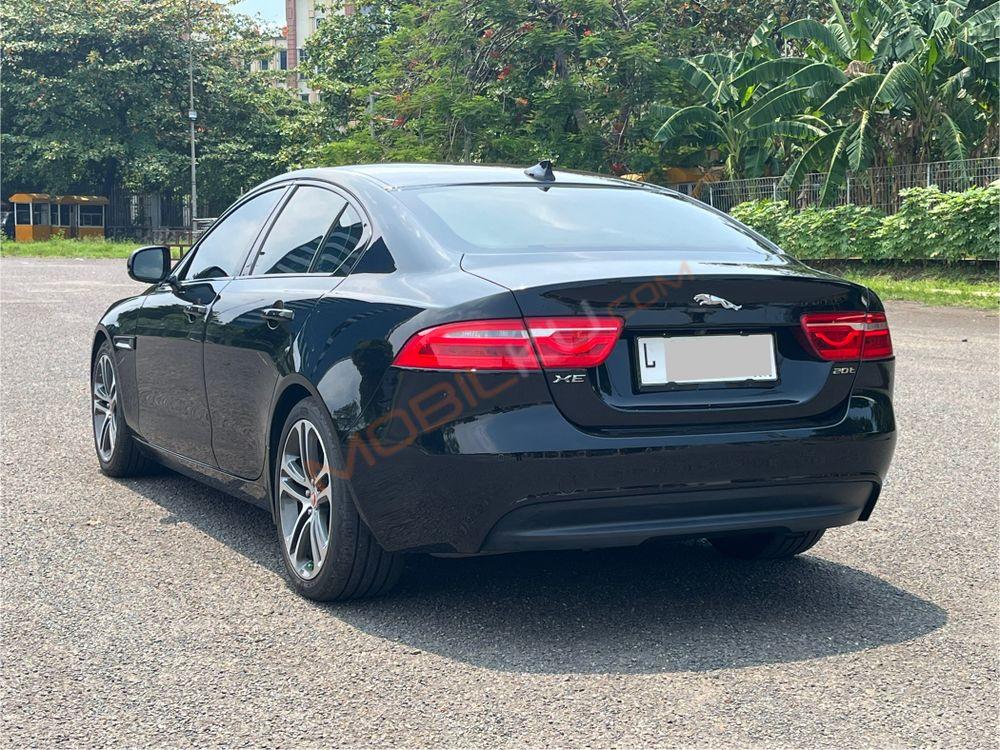 Mobil Jaguar XE 2016