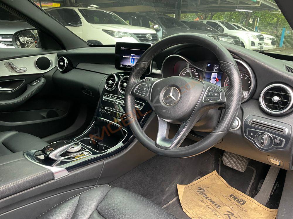 Mobil Mercedes-Benz C-Class 2018