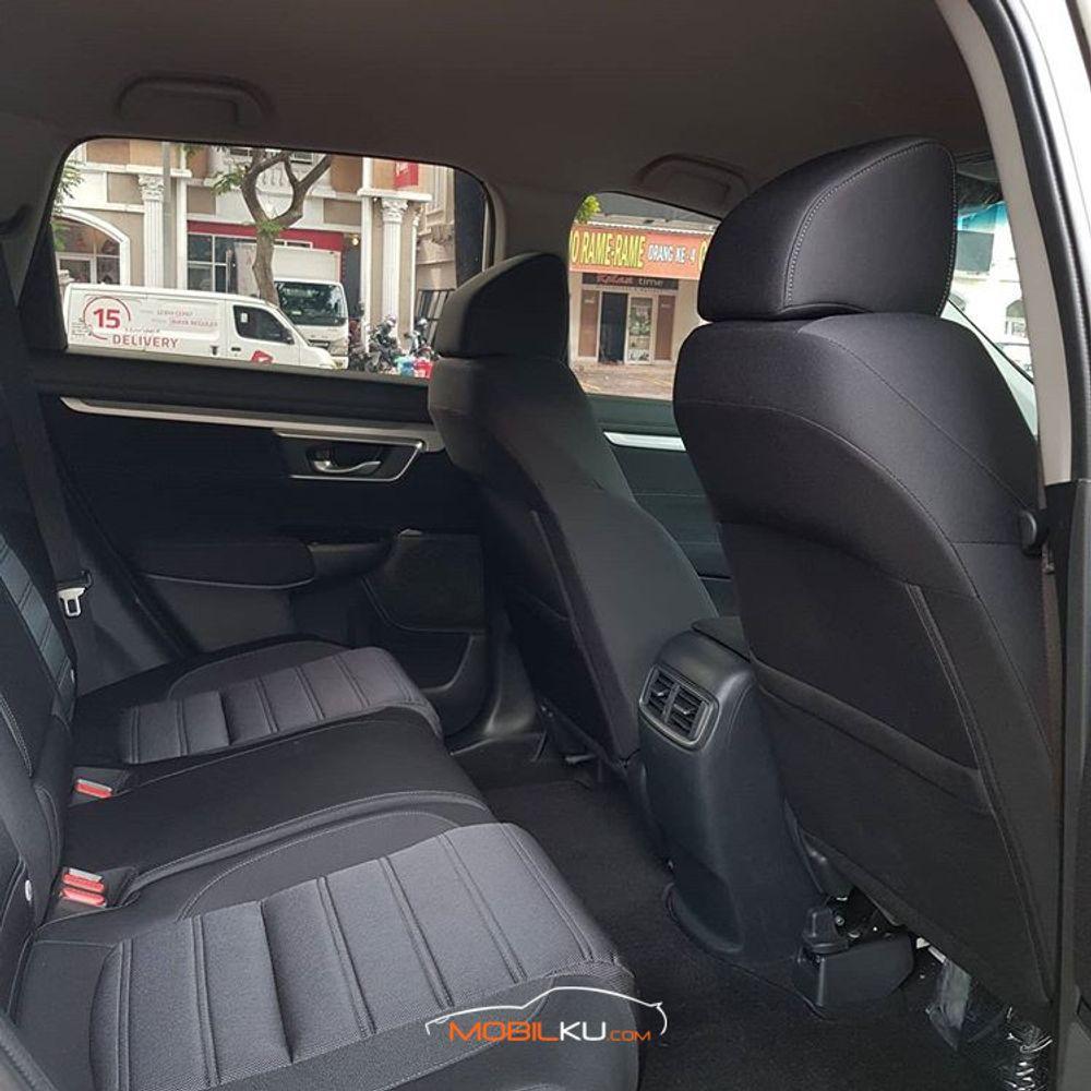 Mobil Honda CR-V 2017