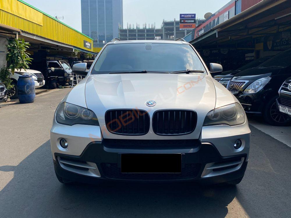 Mobil BMW X5 2008