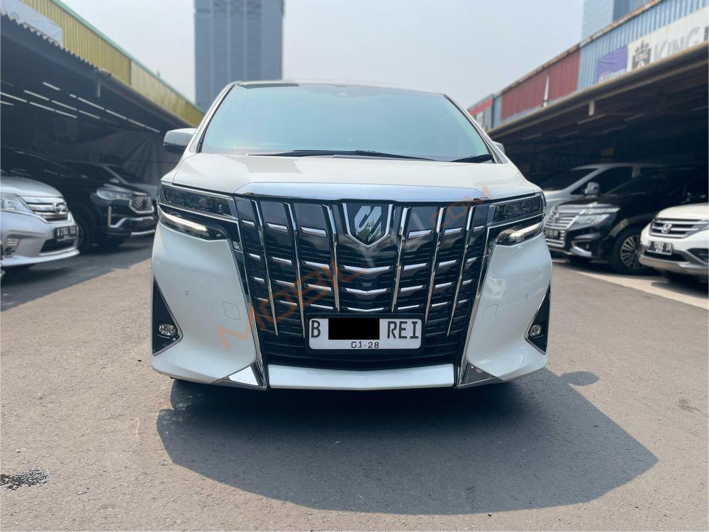 Mobil Toyota Alphard 2020
