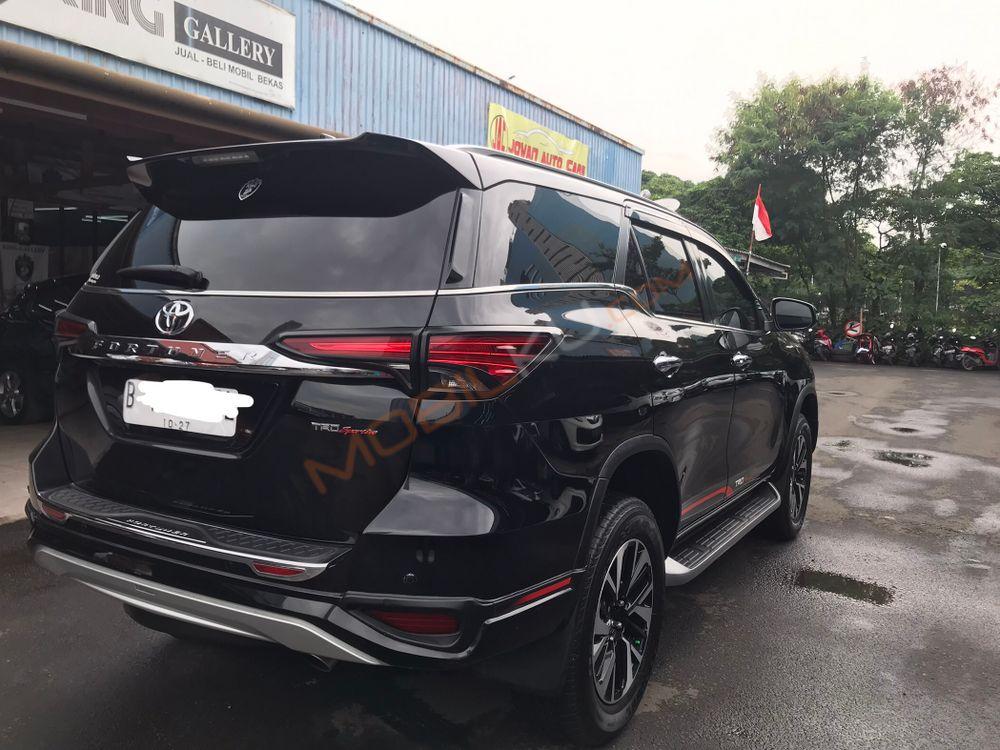 Mobil Toyota Fortuner 2017