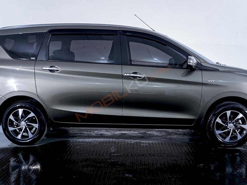Mobil Suzuki Ertiga 2021