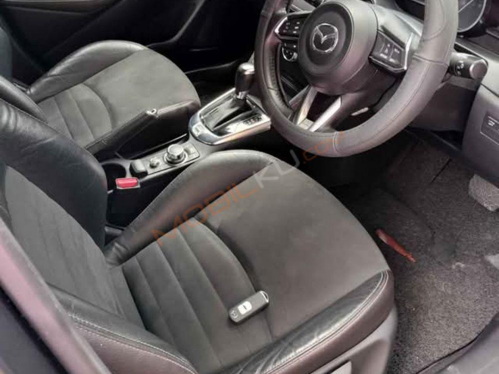 Mobil Mazda 2 Hatchback 2018