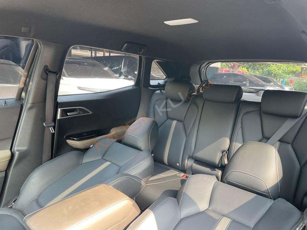 Mobil Mitsubishi Xforce 2024