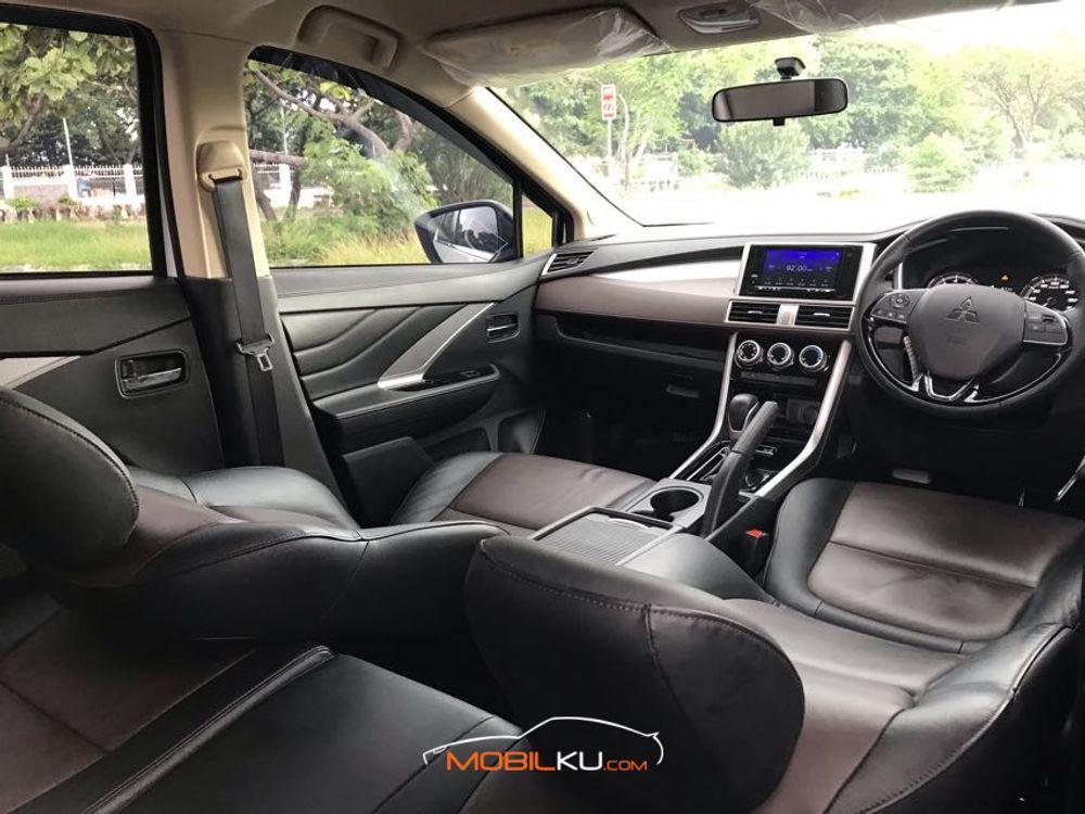 Mobil Mitsubishi Xpander Cross 2020