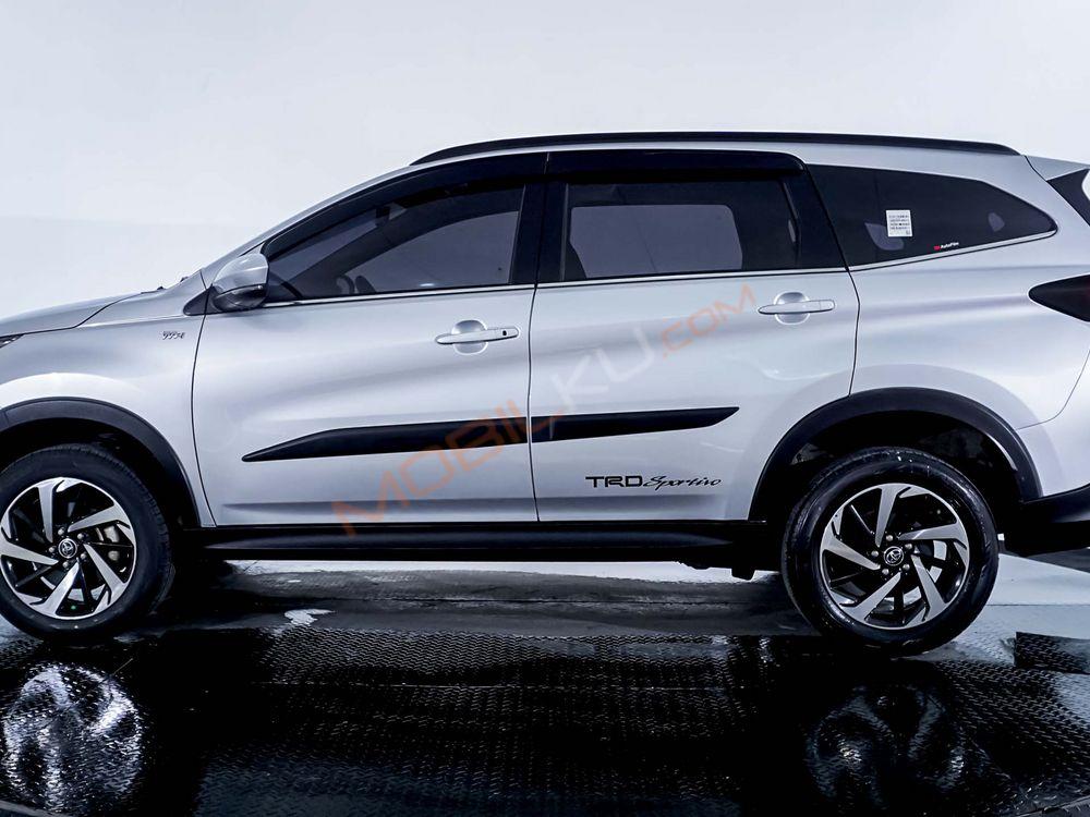 Mobil Toyota Rush 2020