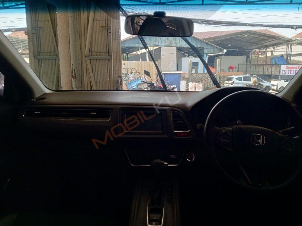 Mobil Honda HR-V 2016