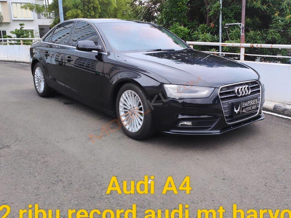 Mobil Audi A4 2014