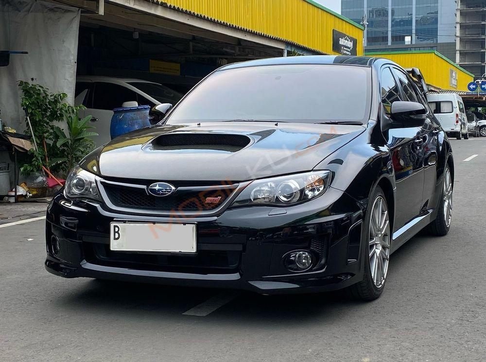 Mobil Subaru Impreza 2013