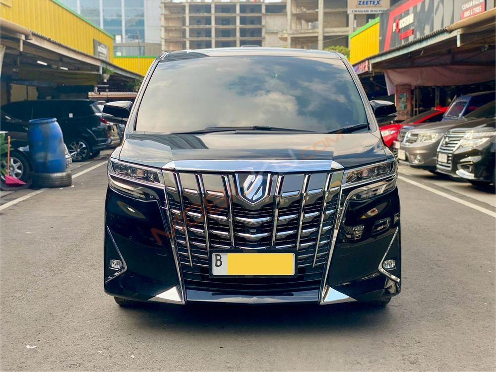 Mobil Toyota Alphard 2019