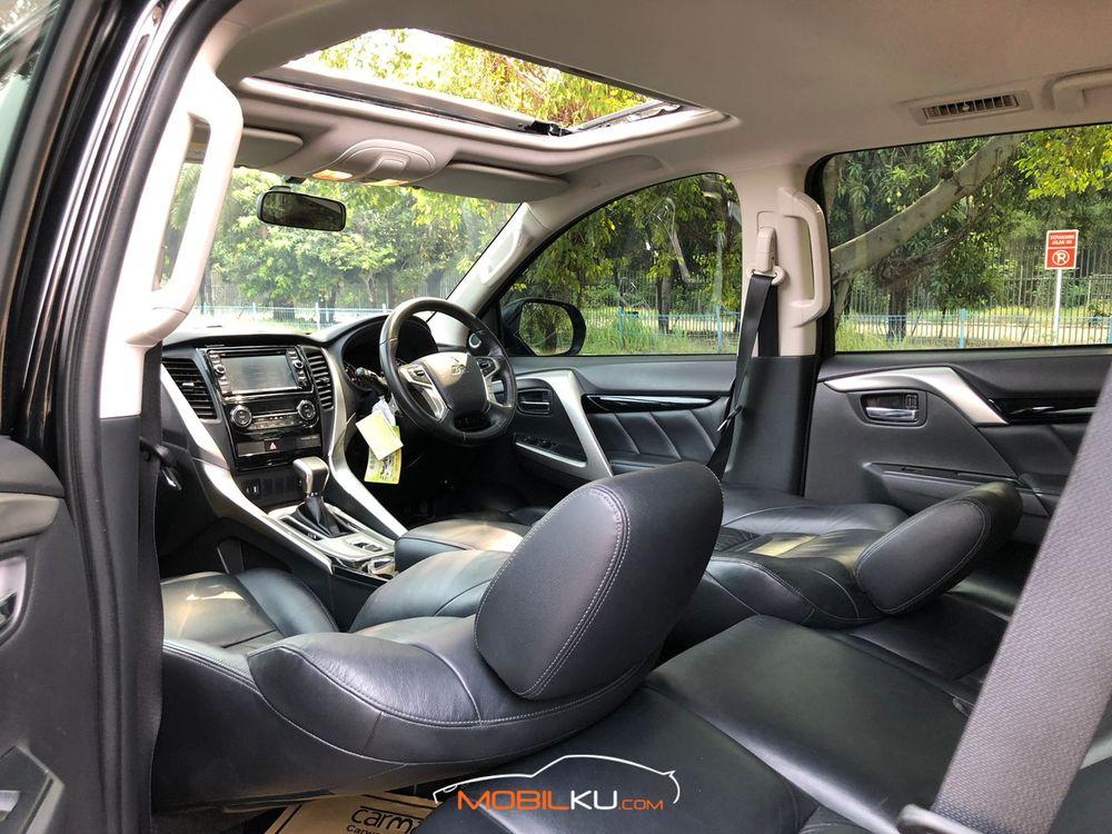 Mobil Mitsubishi Pajero Sport 2018