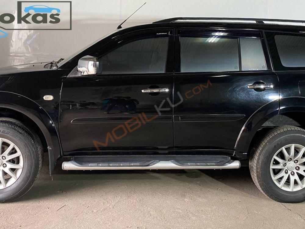 Mobil Mitsubishi Pajero Sport 2010